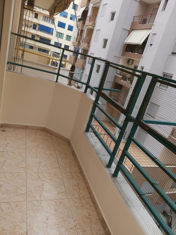 Home Vlore Exterior photo